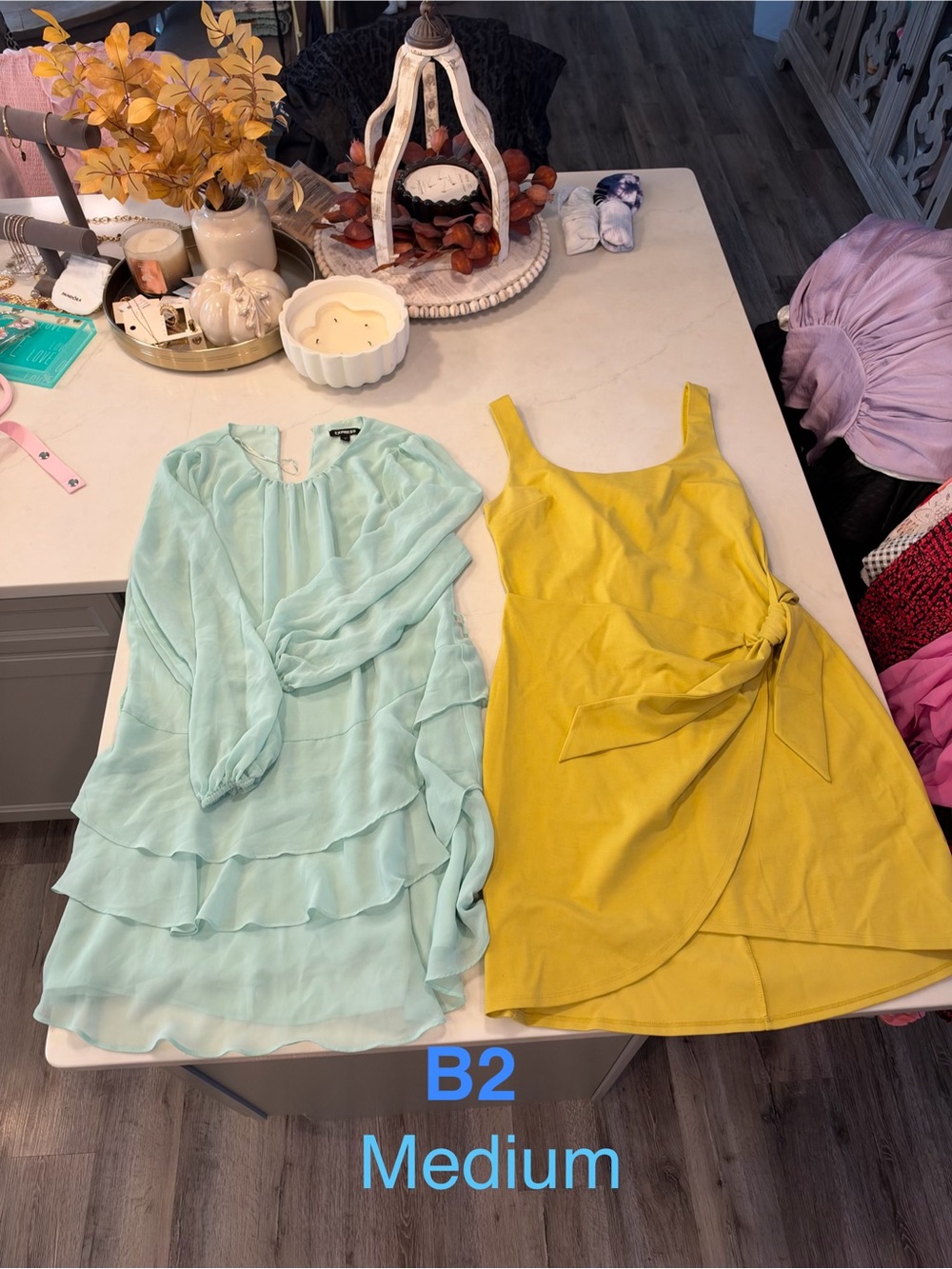 8 Express Midi Dresses Size M smoke free home ships same day